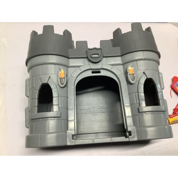 Fisher Price Little People Play N Go Castle Knight Catapult Sword Axe 2009 - Picture 6 of 16